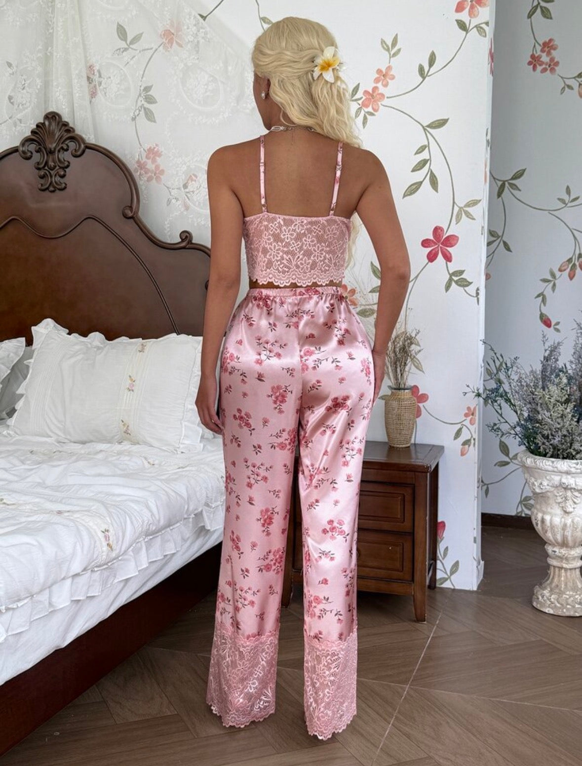 Sora Silk Lace Pajamas - Pink
