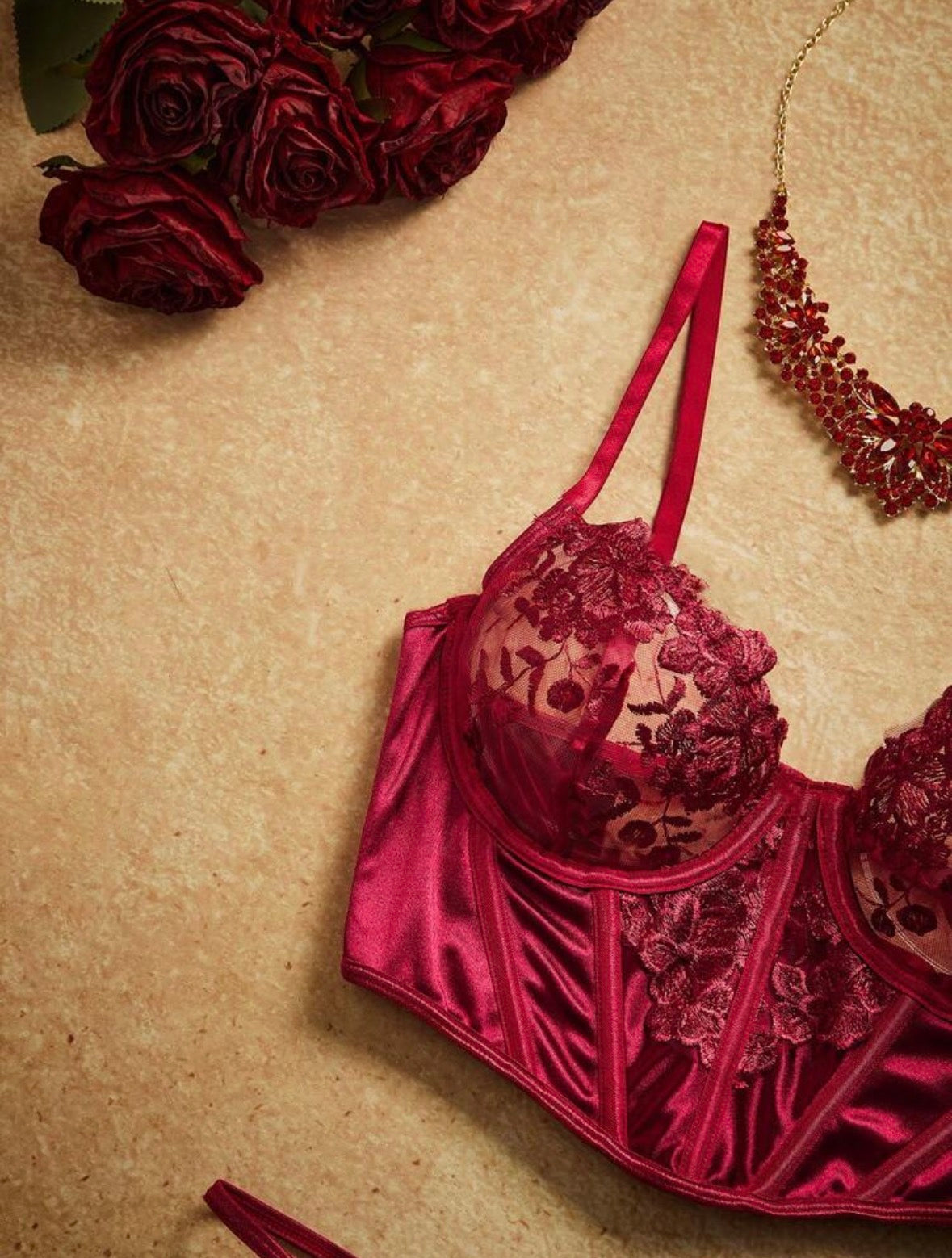Lorenza Embroidery Bustier Set - Wine Red