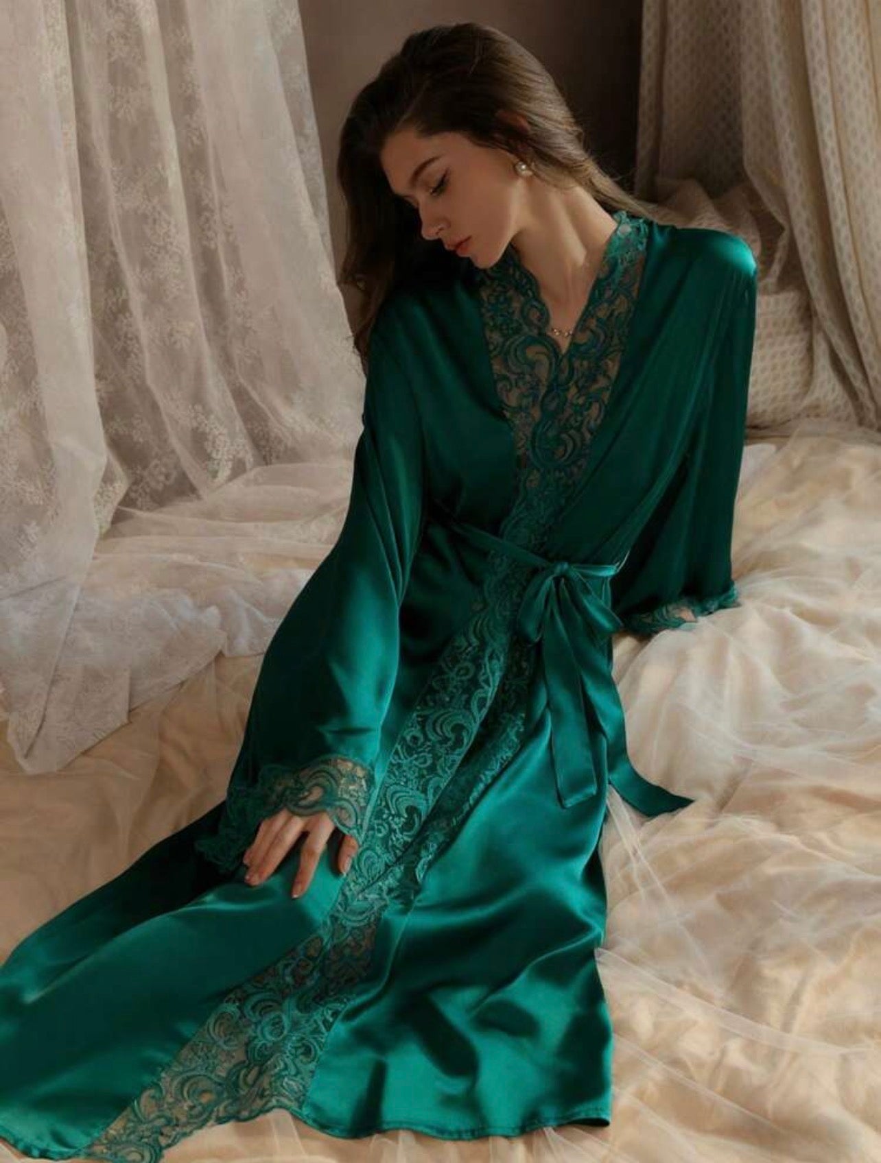 Cassia Silk Lace Robe