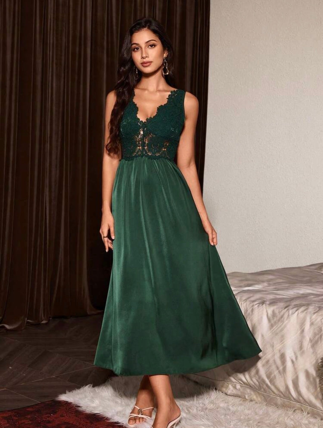 Natasha Silk Lace Night Gown - Emerald